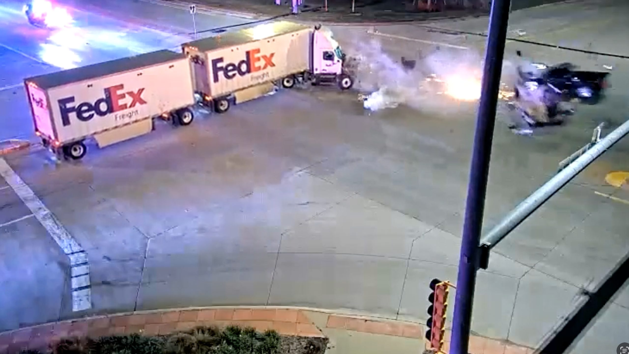 Watch: Suspect fleeing from police crashes into FedEx semi-truck — Fayetteville Community news